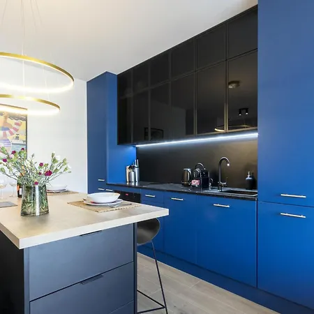 Witold's Parking Free