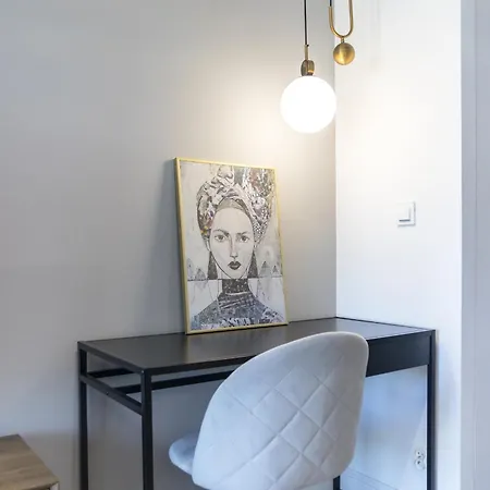 Witold's Parking Free * Breslavia