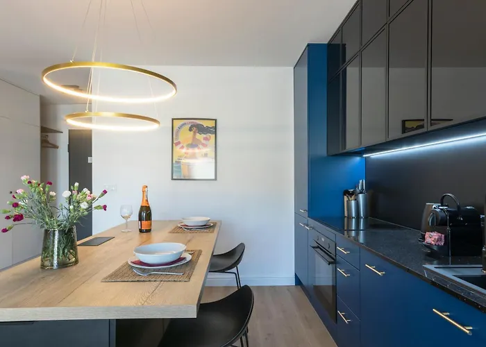 Witold's Parking Free *